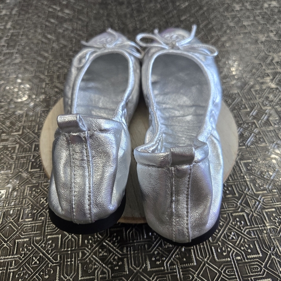 🐢 Chanel Silver Cap toe ballet flats. Size 38 - Picture 5 of 17